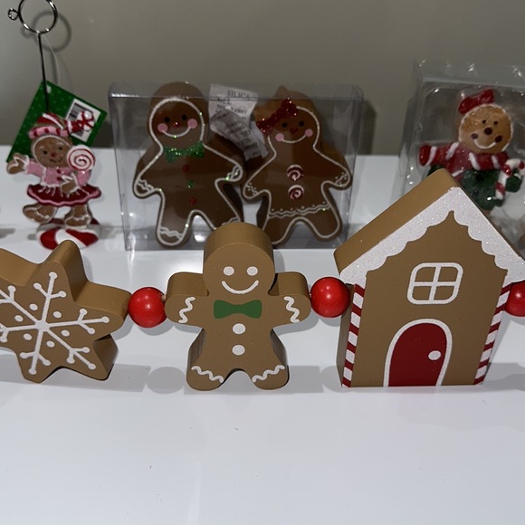 🌸NEW hobby lobby bundle gingerbread decorations. - Picture 4 of 11